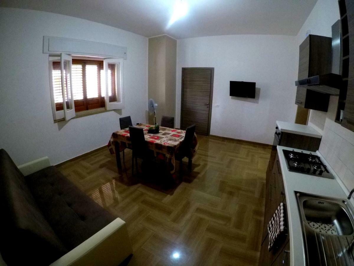 Welcome Home Apt. 2 ポッツァッロ エクステリア 写真
